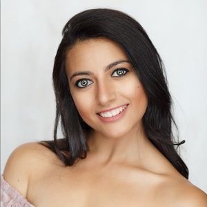 Meet your Posher, Engy